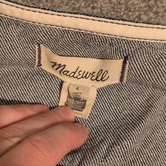 Madewell Denim Cropped Vest Size 4 - Picture 3 of 7